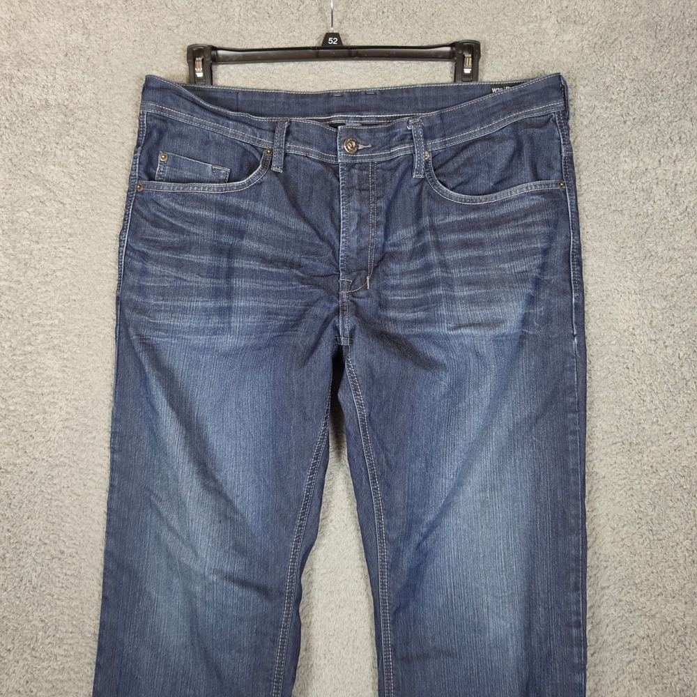 Buffalo Jeans Mens 38x32 Blue Excellent Straight Leg Stretch Denim Driven-X - Picture 3 of 9